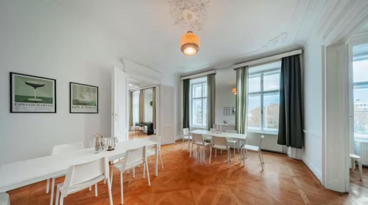 1st District Retreat Appartement